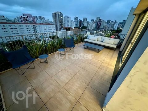 Image 8 - 885352