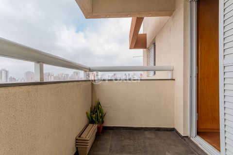 Image 14 - 885371