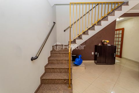 Image 7 - 885486