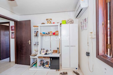 Image 19 - 885533