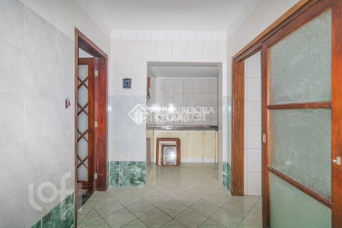 Image 17 - 885566