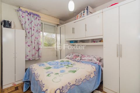 Image 9 - 885569