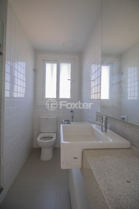 Image 7 - 885572