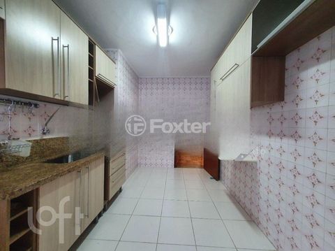 Image 7 - 885602