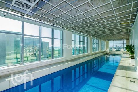 Image 18 - 885645