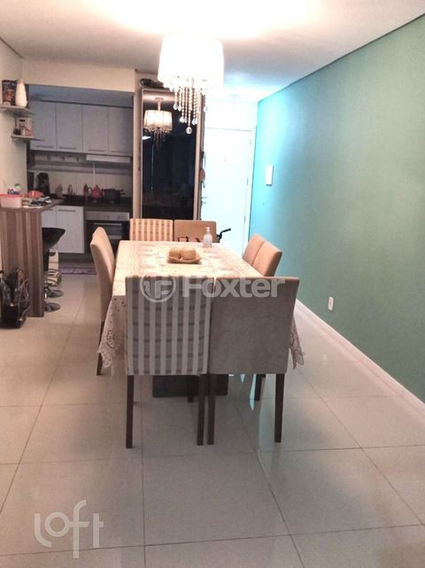 Image 4 - 885647