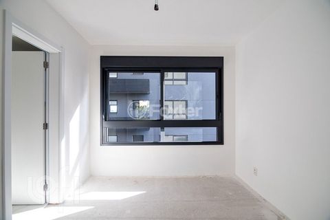 Image 7 - 885661