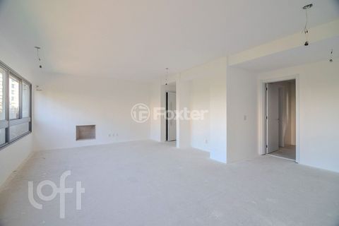 Image 3 - 885661