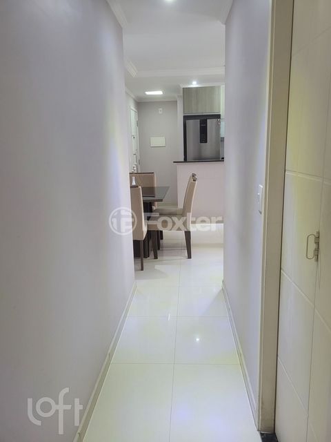 Image 10 - 885693