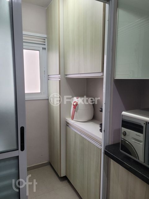 Image 9 - 885693
