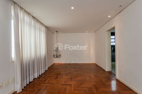 Image 7 - 885698