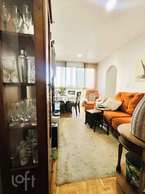 Image 3 - 885707
