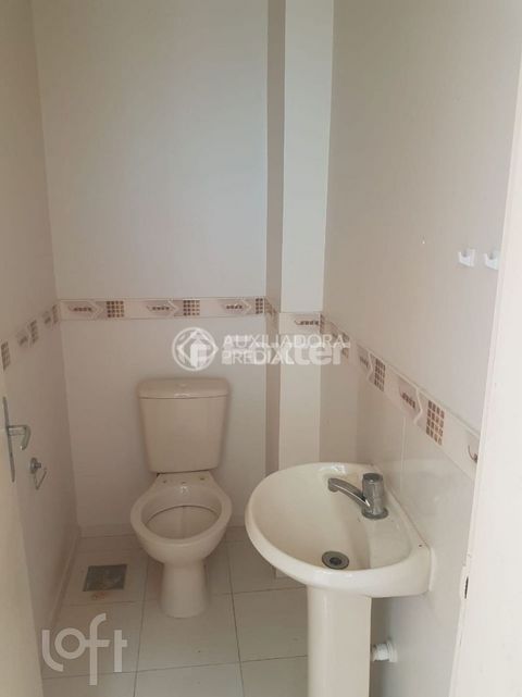 Image 7 - 885707