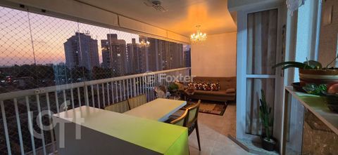 Image 6 - 885719