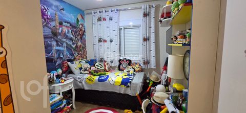 Image 12 - 885719