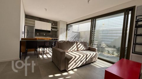 Image 14 - 885737