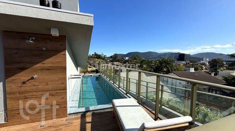 Image 4 - 885737