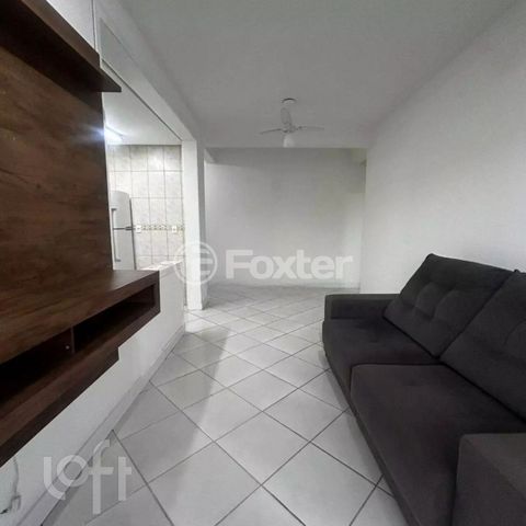 Image 1 - 885739