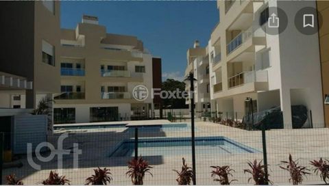 Image 9 - 885740