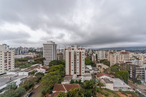 Image 11 - 885755