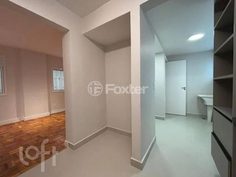 Image 3 - 885756