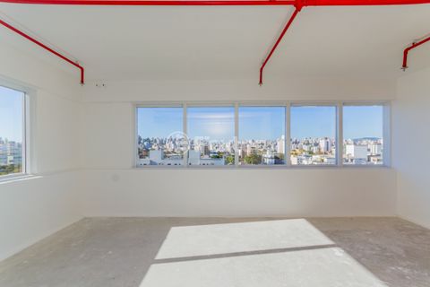 Image 4 - 885761