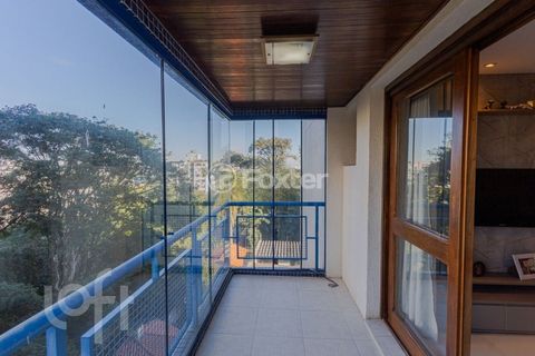Image 10 - 885769