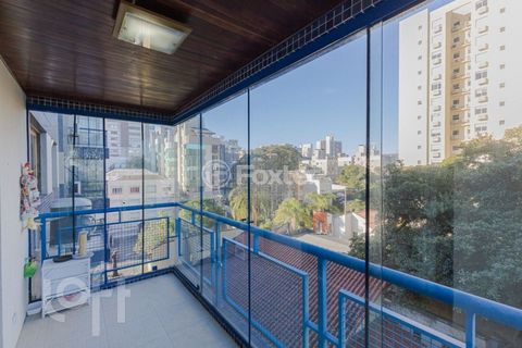Image 1 - 885769