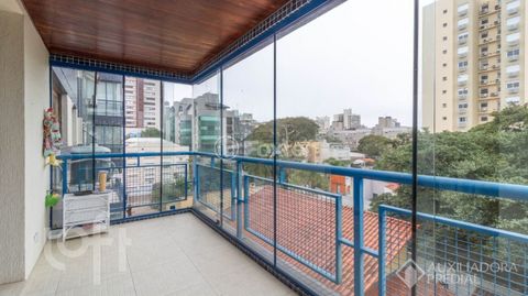 Image 8 - 885769