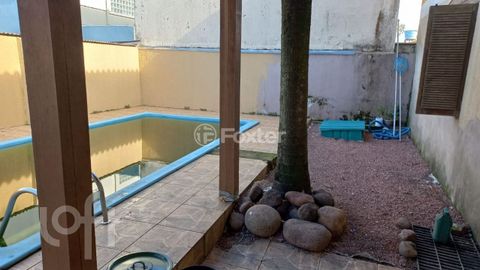 Image 8 - 885777