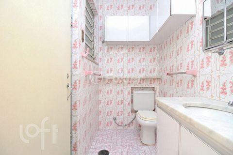 Image 19 - 885799