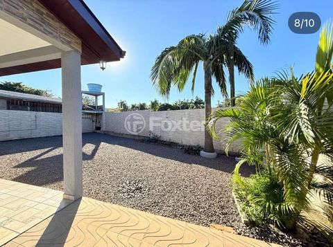 Image 7 - 885808