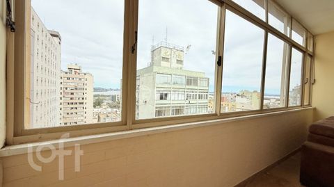 Image 11 - 885812