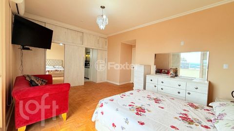 Image 7 - 885812