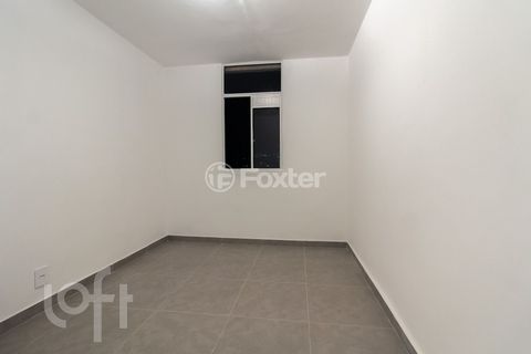 Image 11 - 885813