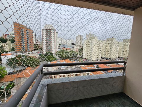 Image 10 - 885824