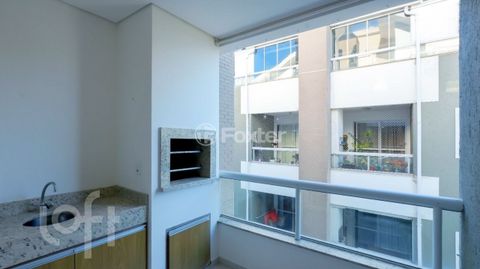 Image 7 - 885833