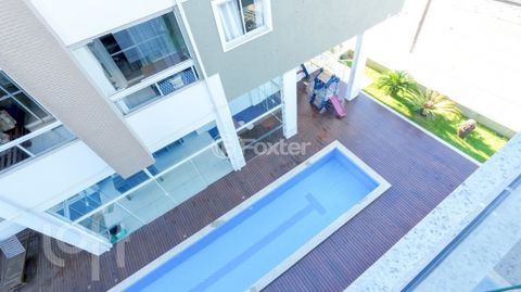 Image 9 - 885833
