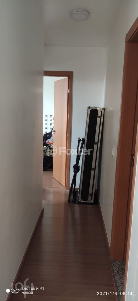 Image 7 - 885845