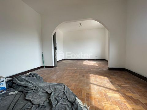 Image 7 - 885846