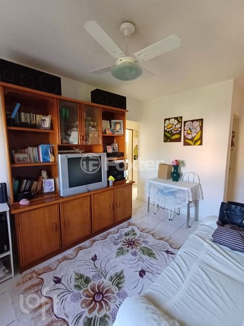 Image 7 - 885847