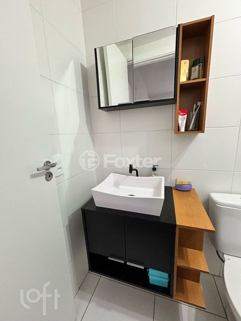 Image 5 - 885851