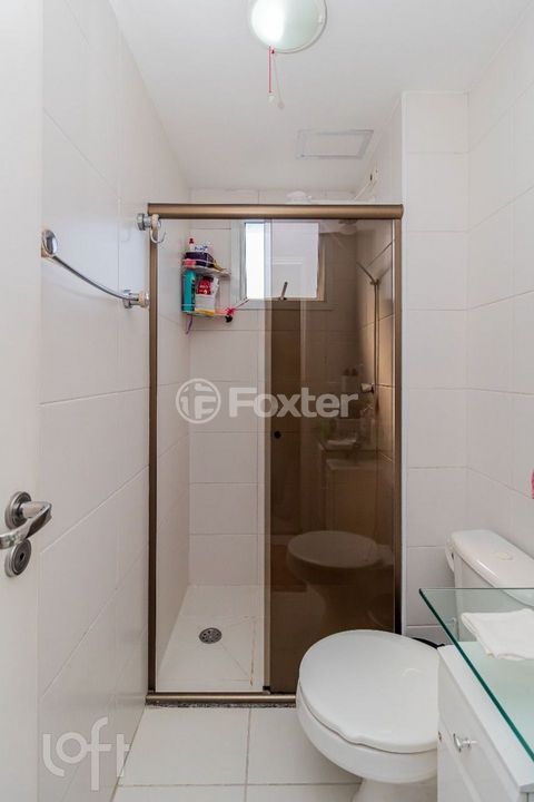 Image 6 - 885860
