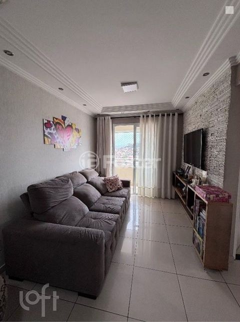 Image 6 - 885860