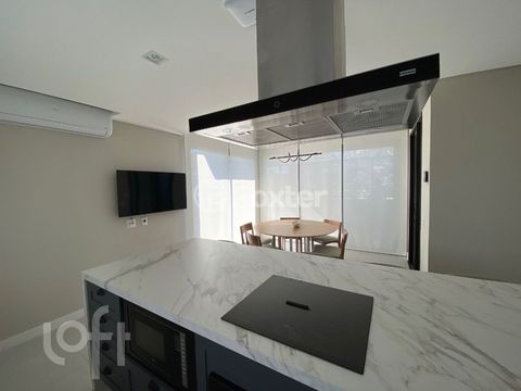 Image 9 - 885868