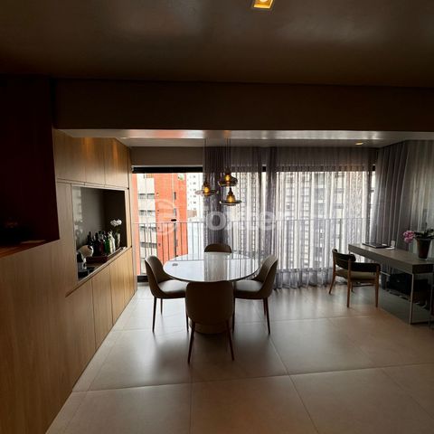 Image 9 - 885917