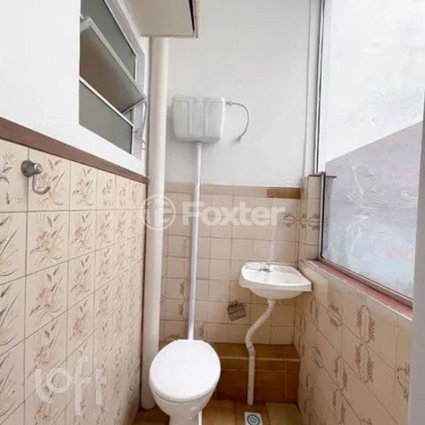 Image 8 - 885924