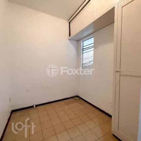 Image 7 - 885924