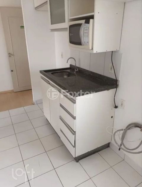 Image 3 - 885934