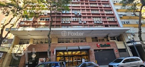 Image 14 - 885937